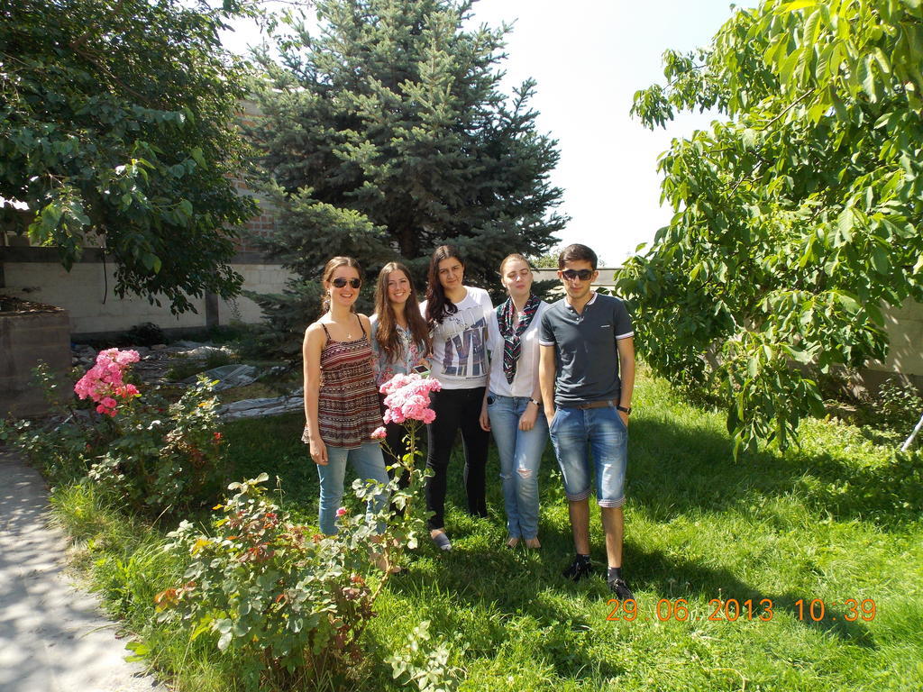 Villa Rosa Yerevan Exterior photo