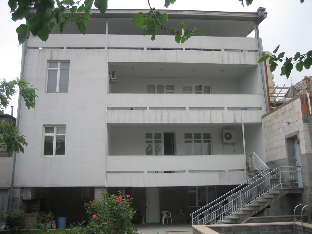 Villa Rosa Yerevan Exterior photo